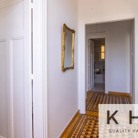 Eleni's Super Central Apartments! 5 Minutes Walking From Everything! أرغوستولي